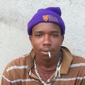 Meet your Posher, Chad